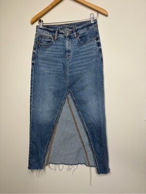 American Eagle denim skirt, raw hem, front slit boho y2k